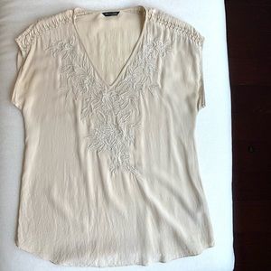Massimo DUTTI v neck embroidered silk blouse